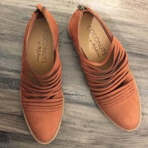 Coconut by Matisse strappy orange shoes